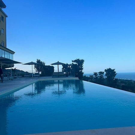 Hotel Bellavista Porto San Giorgio Exteriör bild