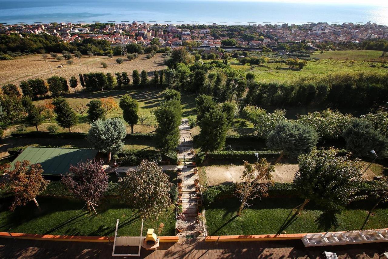 Hotel Bellavista Porto San Giorgio Exteriör bild