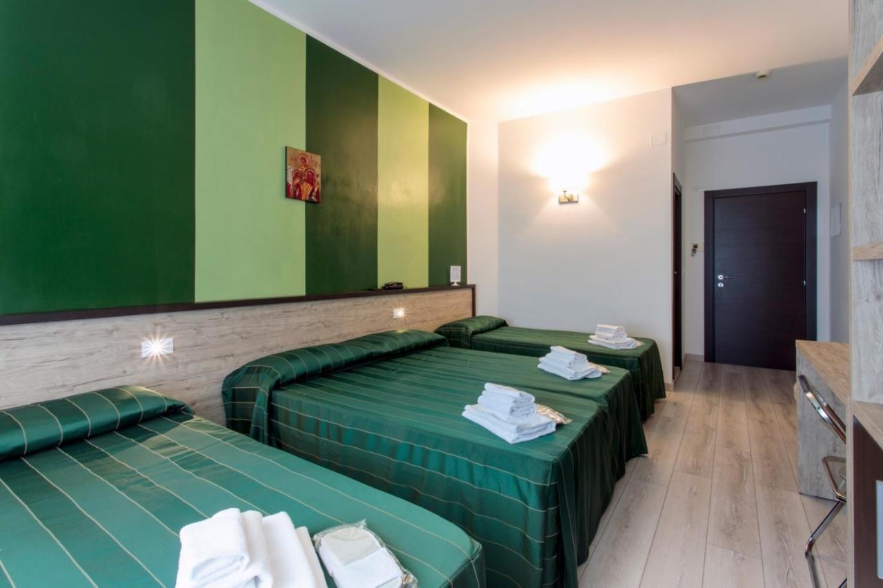 Hotel Bellavista Porto San Giorgio Exteriör bild